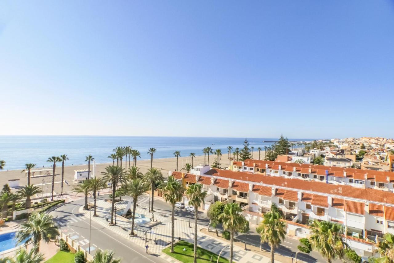 Atico Almeria. Paseo Maritimo โรเกตัสเดมาร์ ภายนอก รูปภาพ